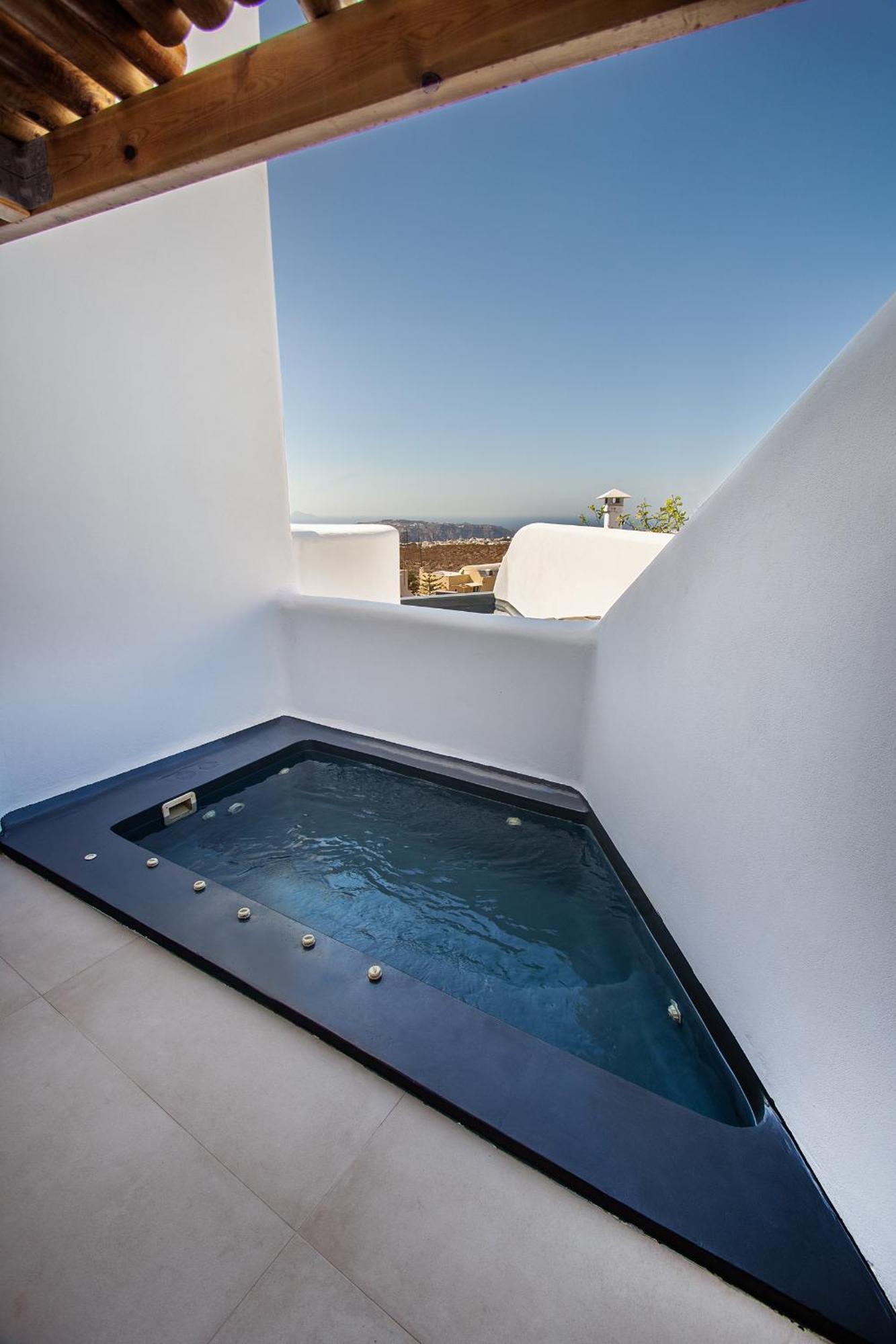 Aegean Blue Suites Pyrgos Kallistis ภายนอก รูปภาพ